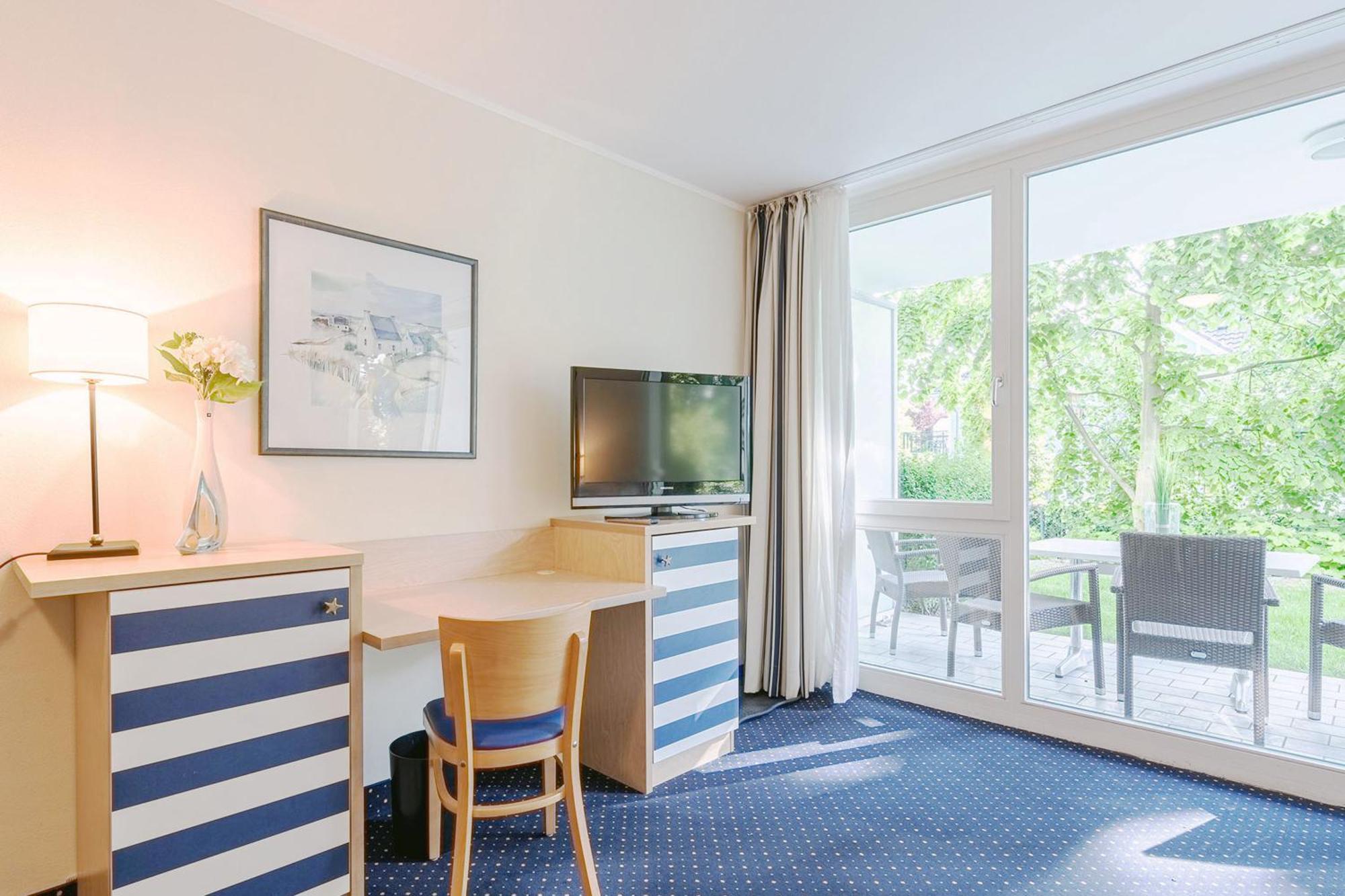 Seebaer Mit Terrasse Zingst Esterno foto